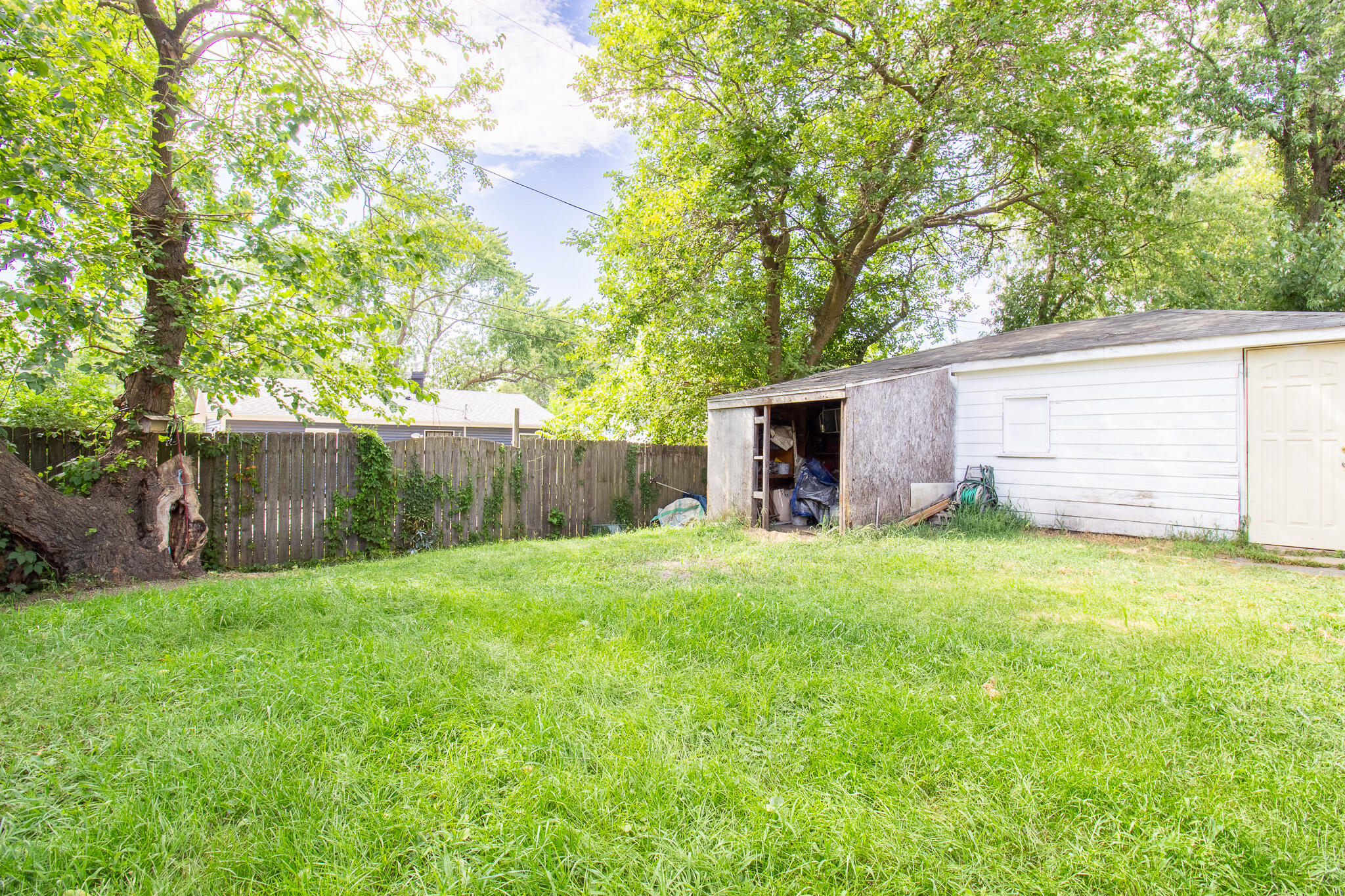 1100 South Lake Street Gary, IN 46403 - Photo 27 of 35 2048x1365