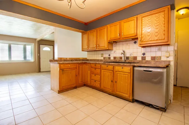 $109,999 | 1100 South Lake Street, Gary, IN 46403