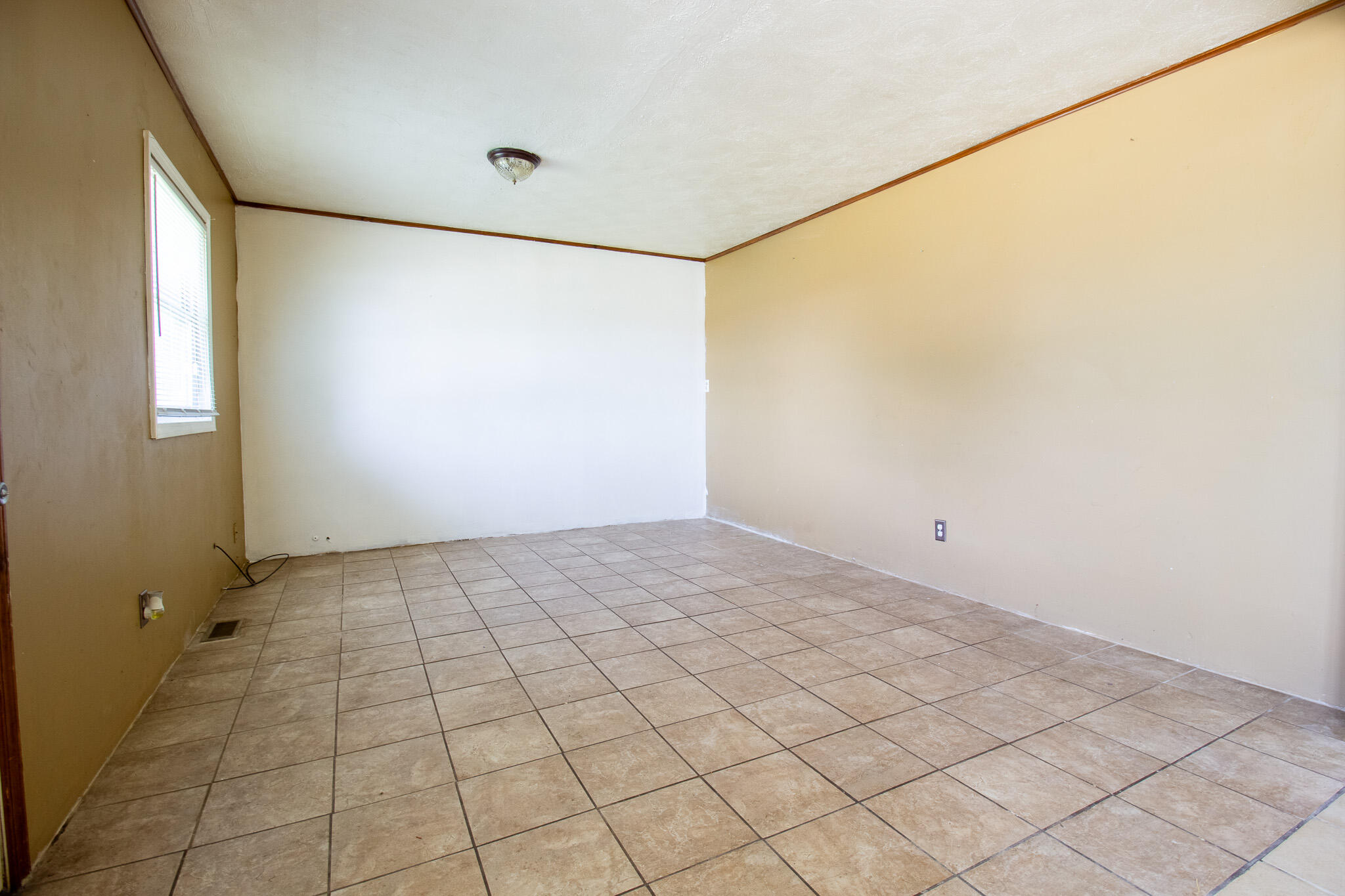 1100 South Lake Street Gary, IN 46403 - Photo 9 of 35 2048x1365