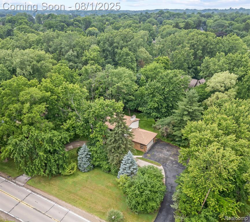 4866 Walnut Lake Road Bloomfield Hills, MI 48301 - Photo 32 of 33