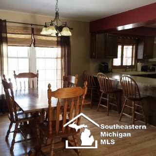 617 Cherry Street Monroe, MI 48161 - Photo 3 of 21 Eat In Kitchen