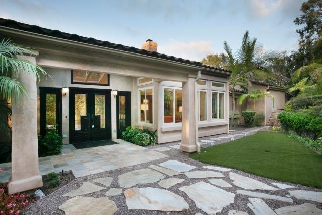 2710 Hidden Valley Road La Jolla, CA 92037 - Photo 2 of 25