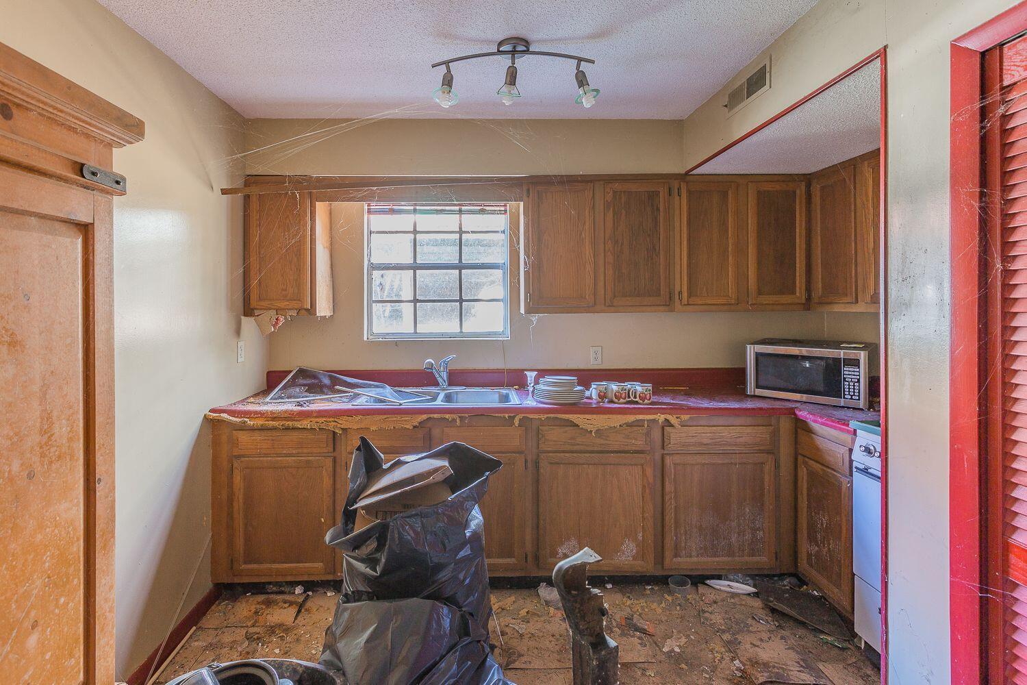6026 Lynn Road Harrison, TN 37341 - Photo 7 of 10 sRdNTbK_