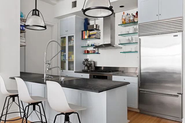 $1,850,000 | 30 Main Street, Unit 9D | DUMBO