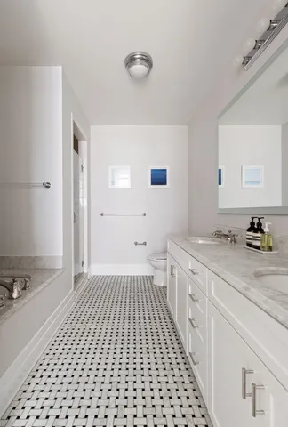 $1,850,000 | 30 Main Street, Unit 9D | DUMBO