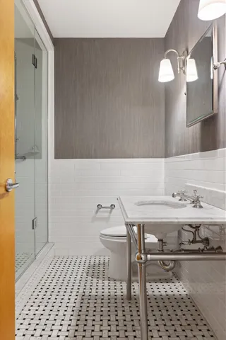 $1,850,000 | 30 Main Street, Unit 9D | DUMBO