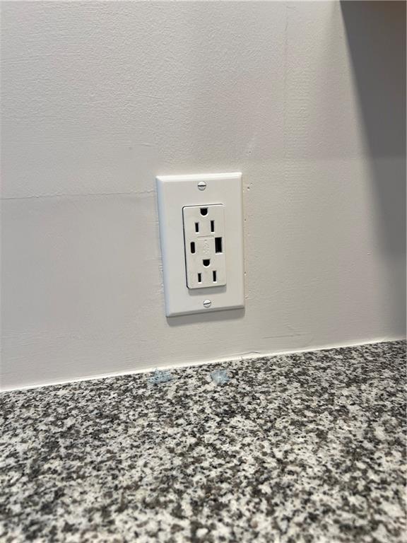 8822 Sloop Road Pittsburgh, PA 15237 - Photo 8 of 27 an empty room with painting on the wall