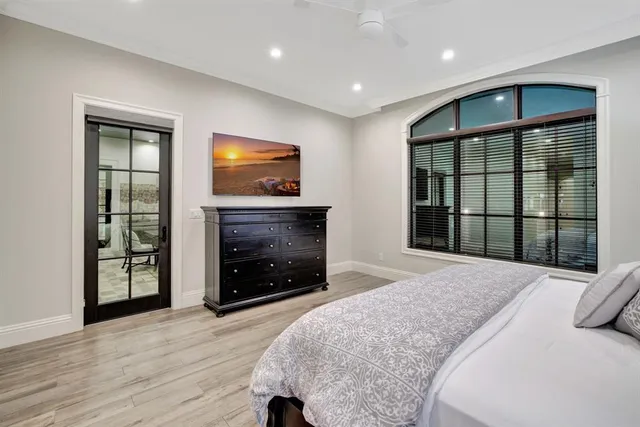 $6,895,000 | 2425 Delmar Place, Fort Lauderdale, FL 33301