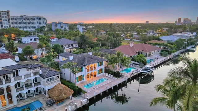 $6,895,000 | 2425 Delmar Place, Fort Lauderdale, FL 33301