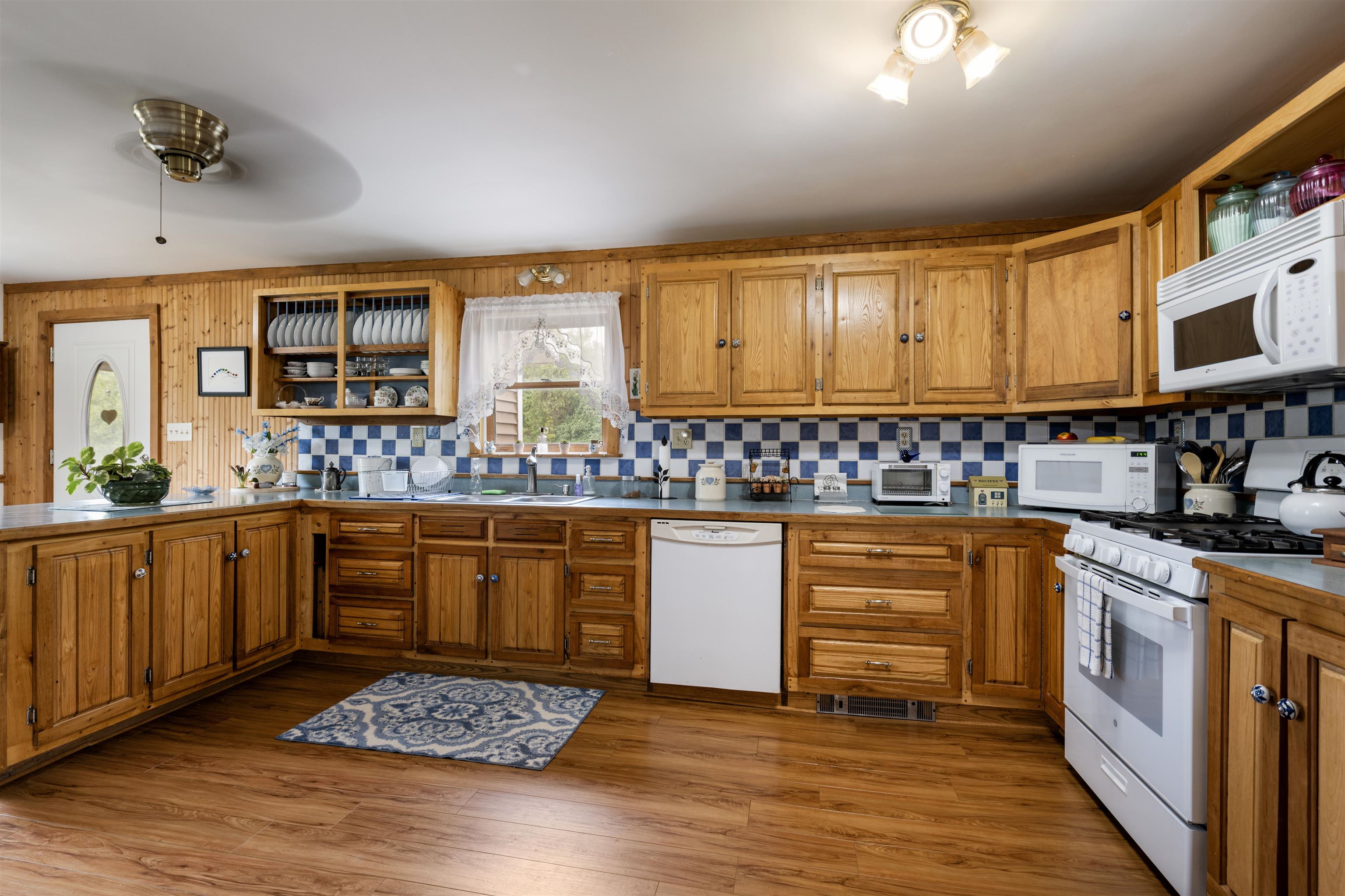 512 Elm Street Lancaster, NH 03584 - Photo 22 of 58 Gallery Image 22