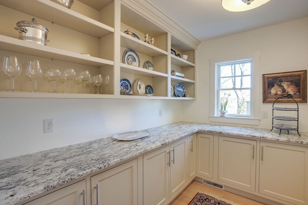 12 Southfield Road Concord, MA 01742 - Photo 10 of 42 Gallery Image 10