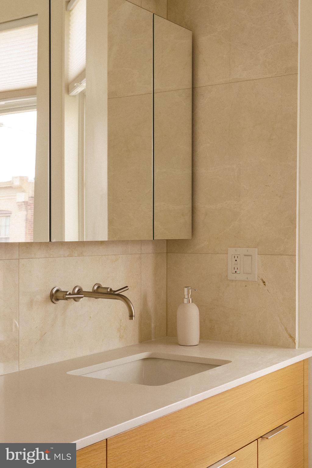 516 South 21st Street Philadelphia, PA 19146 - Photo 32 of 80