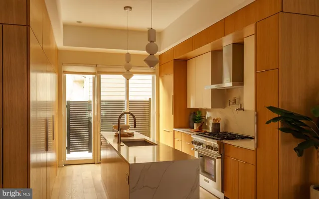 $1,350,000 | 516 South 21st Street, Philadelphia, PA 19146