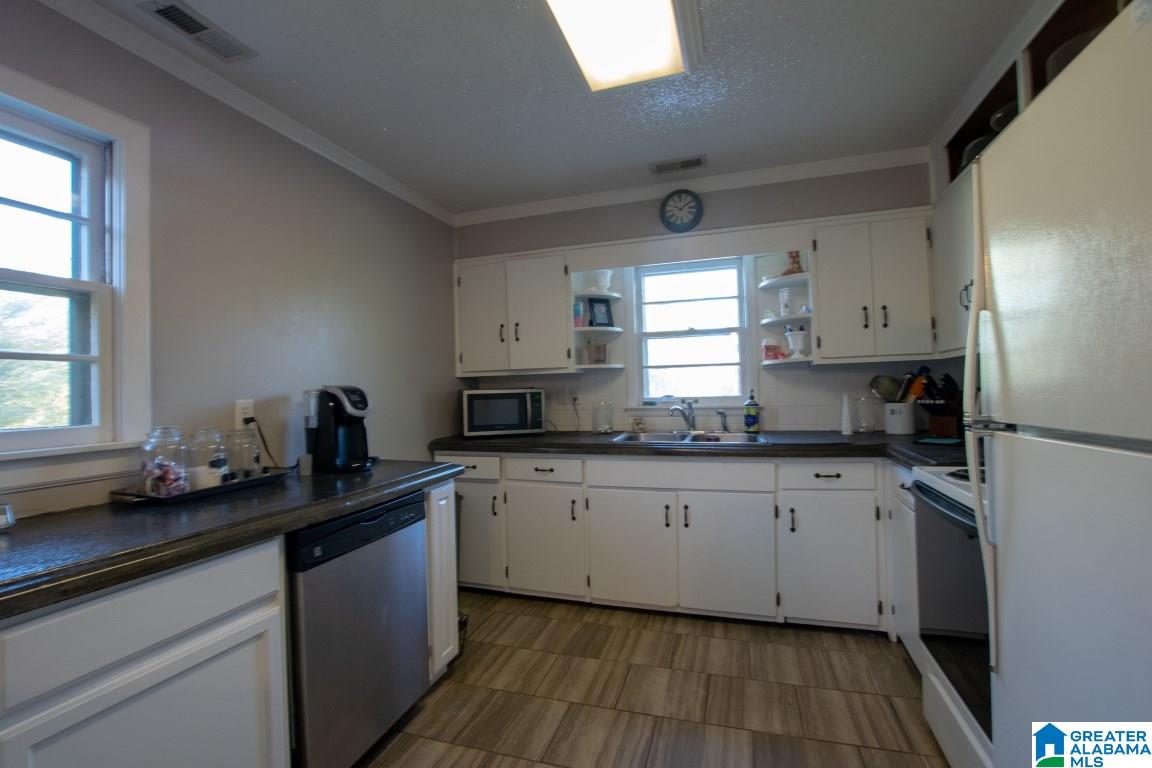 459 Pineywood Road Gardendale, AL 35071 - Photo 20 of 44