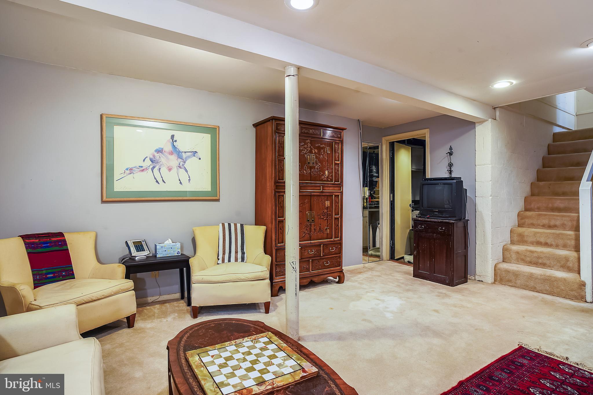 23530 Whites Ferry Road Dickerson, MD 20842 - Photo 38 of 73 Recreation Room