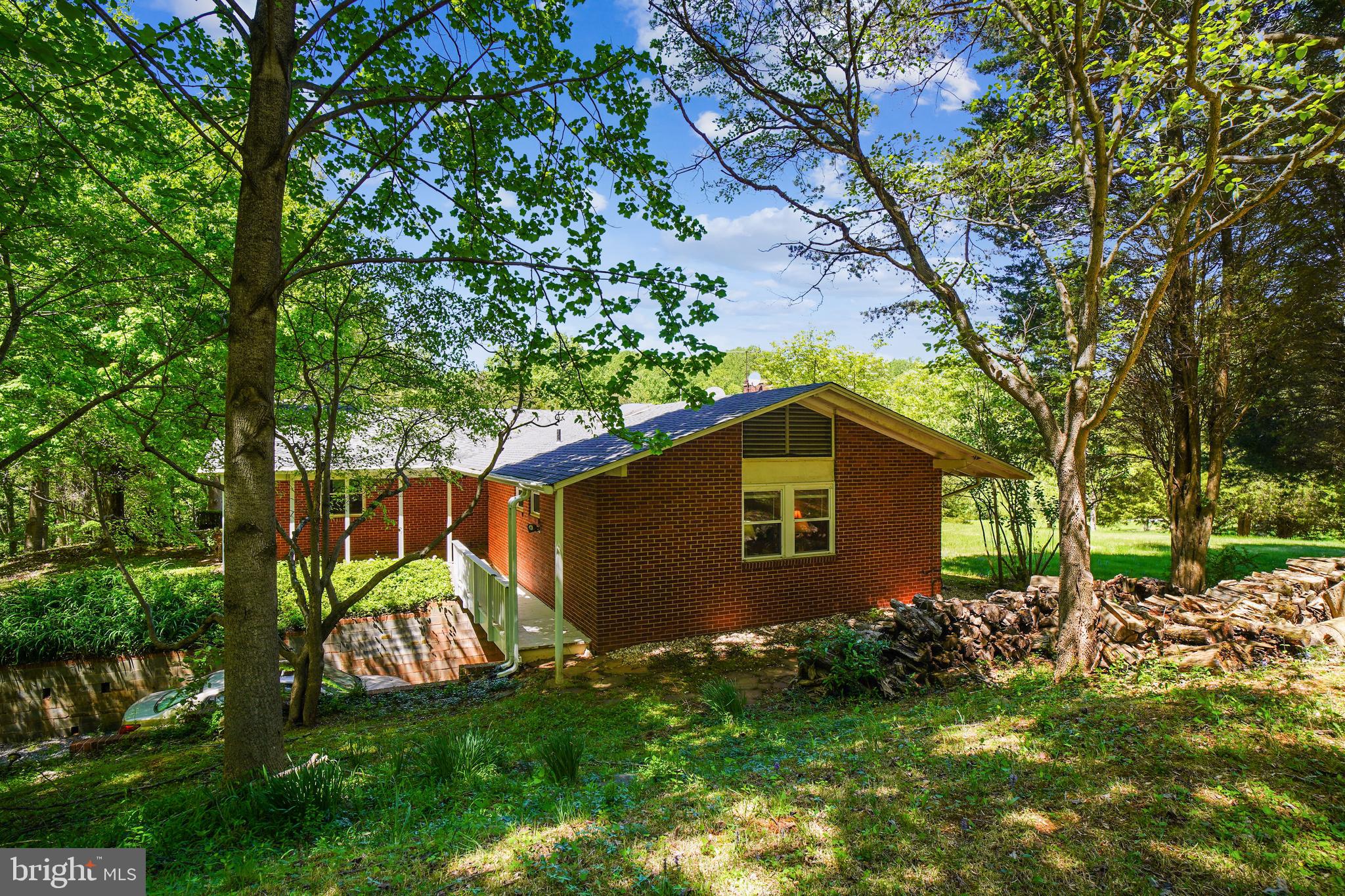 23530 Whites Ferry Road Dickerson, MD 20842 - Photo 58 of 73 Side Elevation
