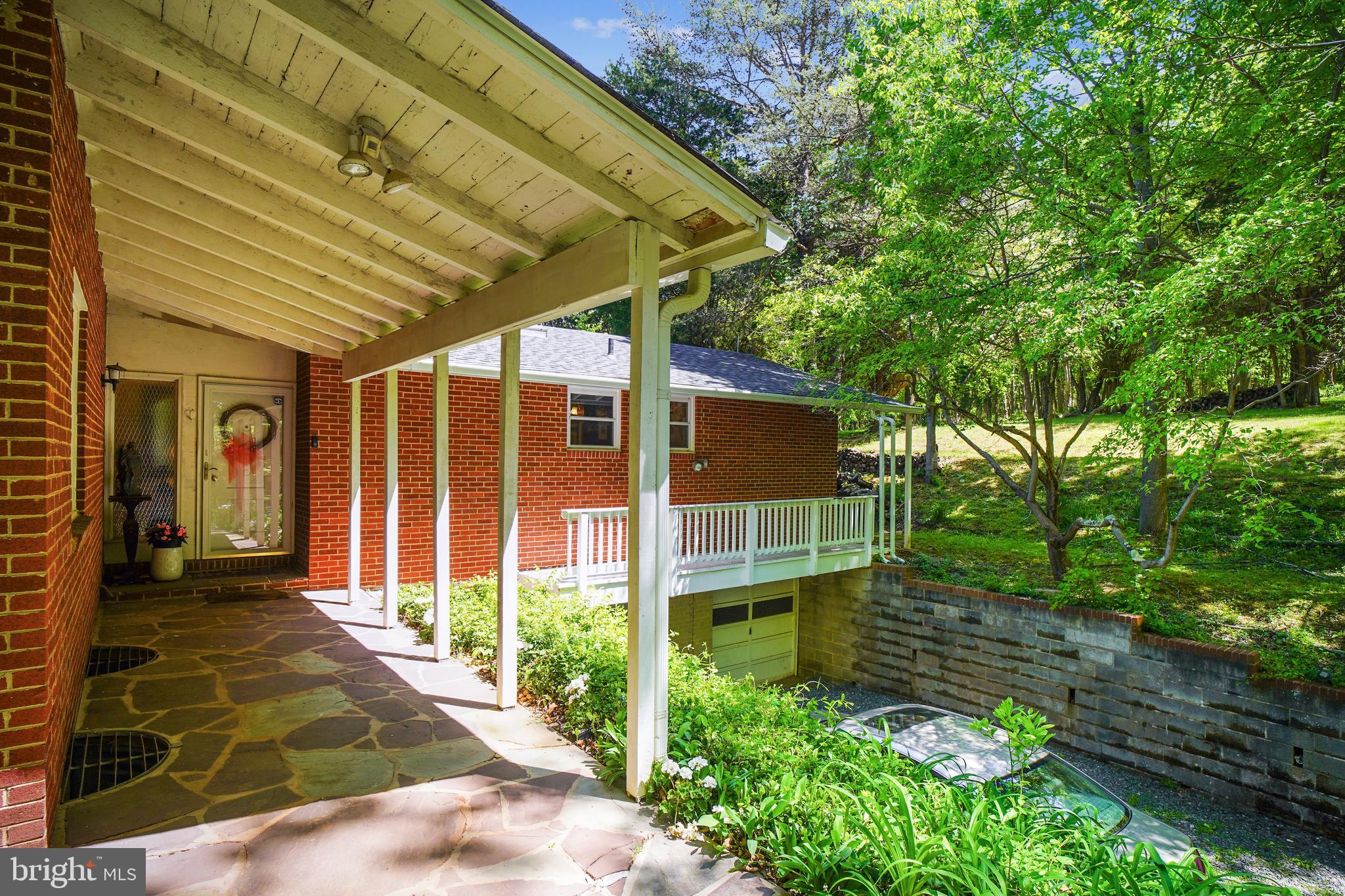 23530 Whites Ferry Road Dickerson, MD 20842 - Photo 59 of 73 Front Walk