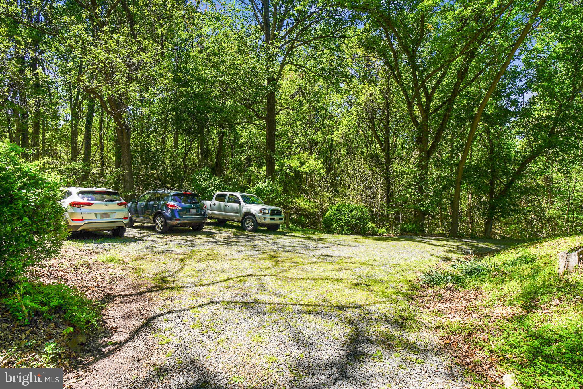 23530 Whites Ferry Road Dickerson, MD 20842 - Photo 64 of 73 Parking Area
