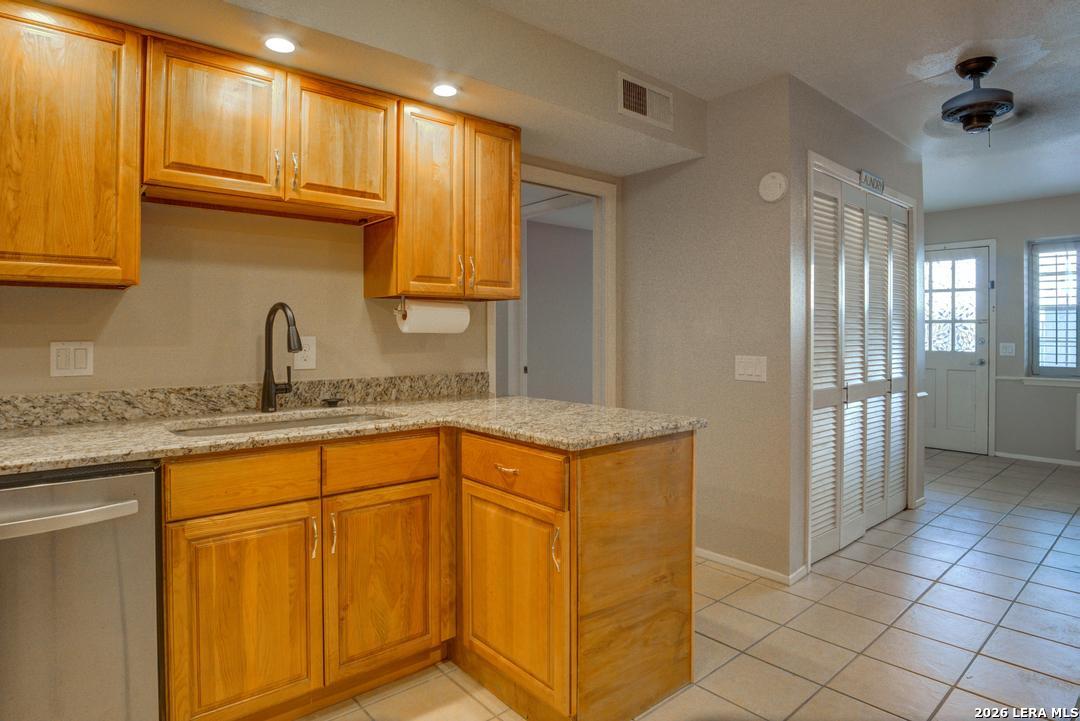 7500 Callaghan Road, Unit 263 San Antonio, TX 78229 - Photo 13 of 27