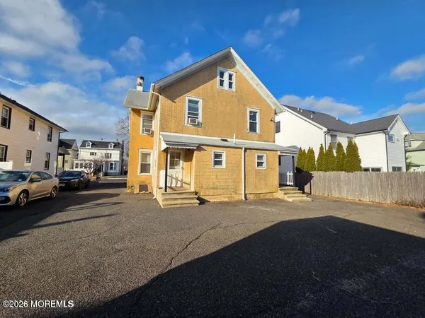 $2,495 | 24 Rector Place, Unit A, Red Bank, NJ 07701