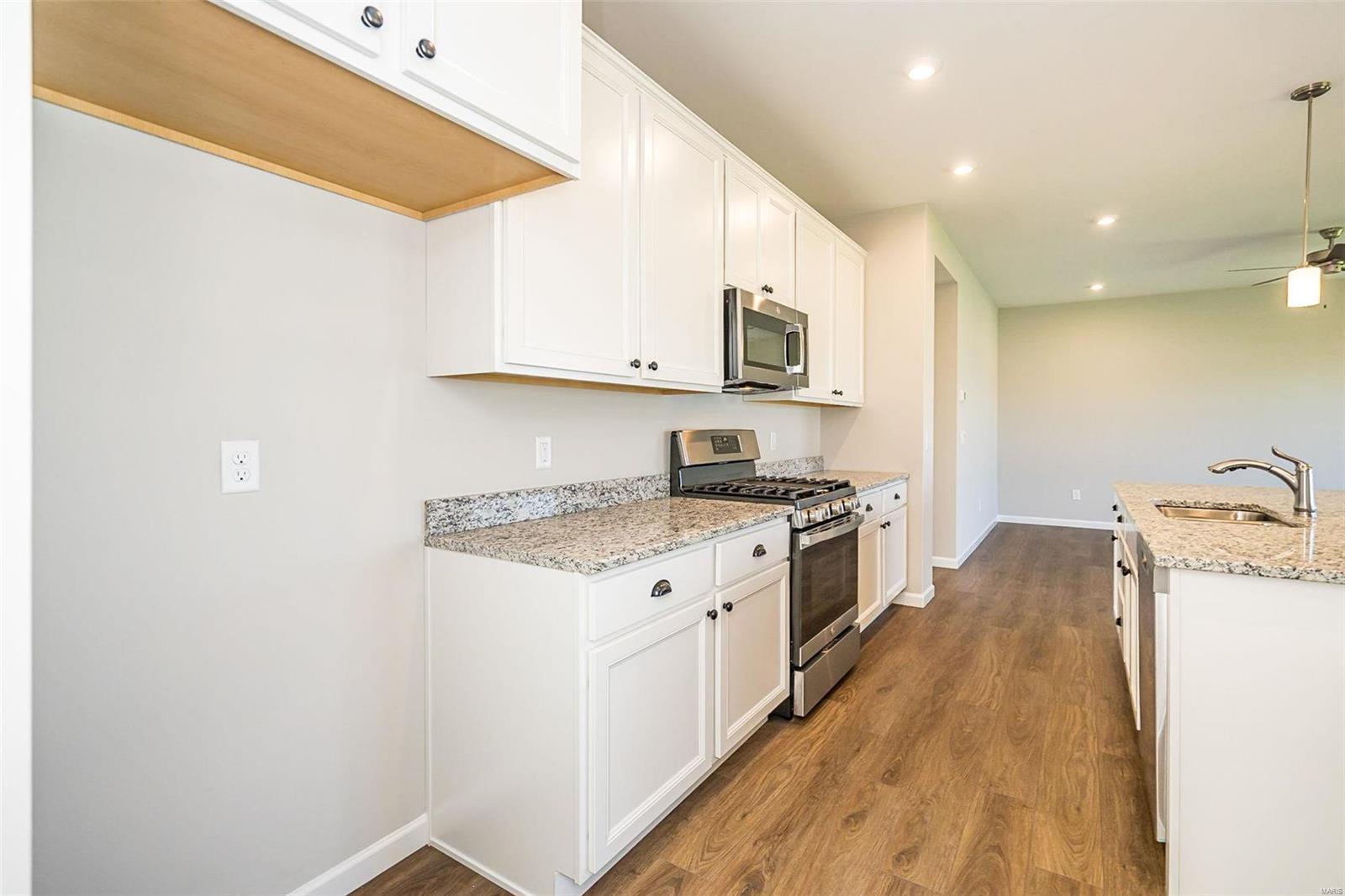 3011 Eagle Branch Circle St. Paul, MO 63366 - Photo 13 of 46