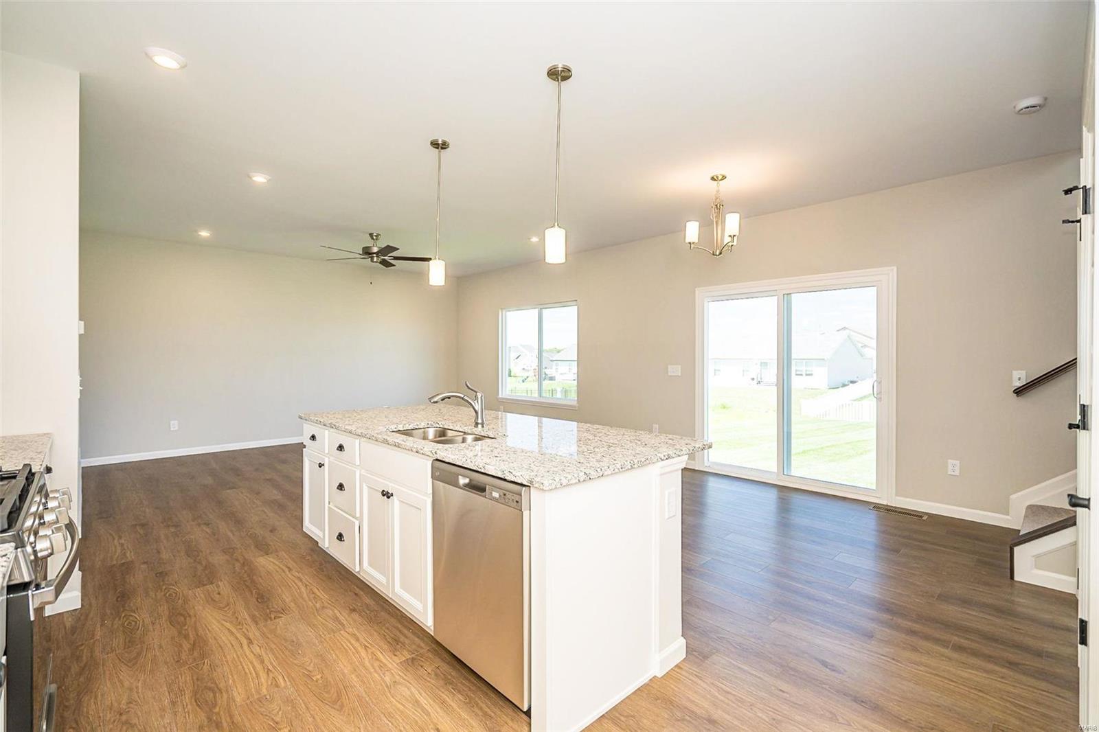 3011 Eagle Branch Circle St. Paul, MO 63366 - Photo 14 of 46