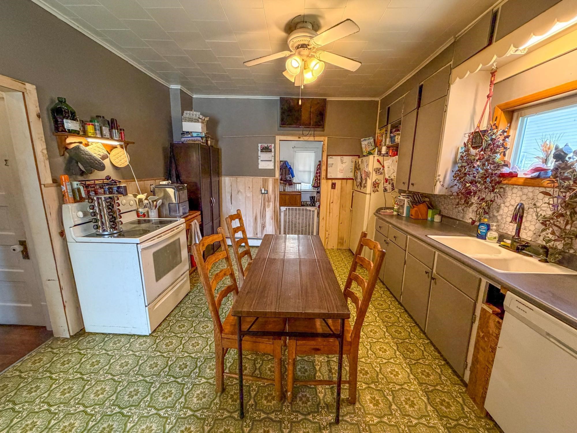 434 South West Street Mellen, WI 54546 - Photo 14 of 37