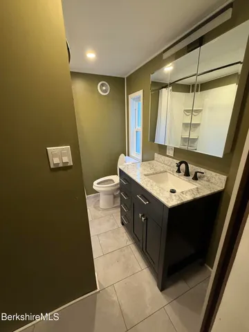 $85,900 | 9 Pinnacle Point, Adams, MA 01220