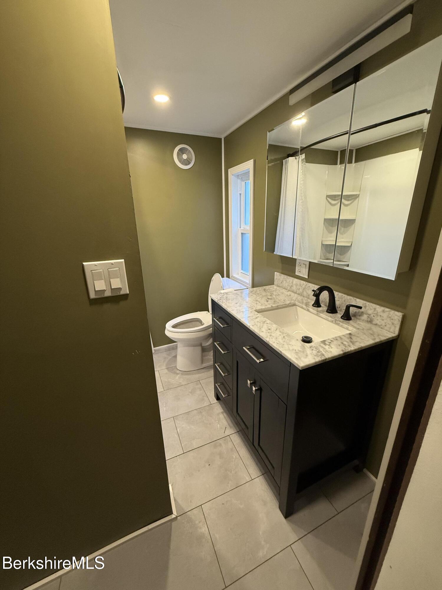 9 Pinnacle Point Adams, MA 01220 - Photo 11 of 16 Bathroom