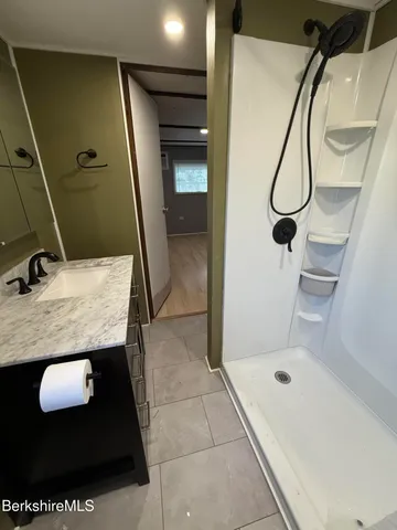 $85,900 | 9 Pinnacle Point, Adams, MA 01220