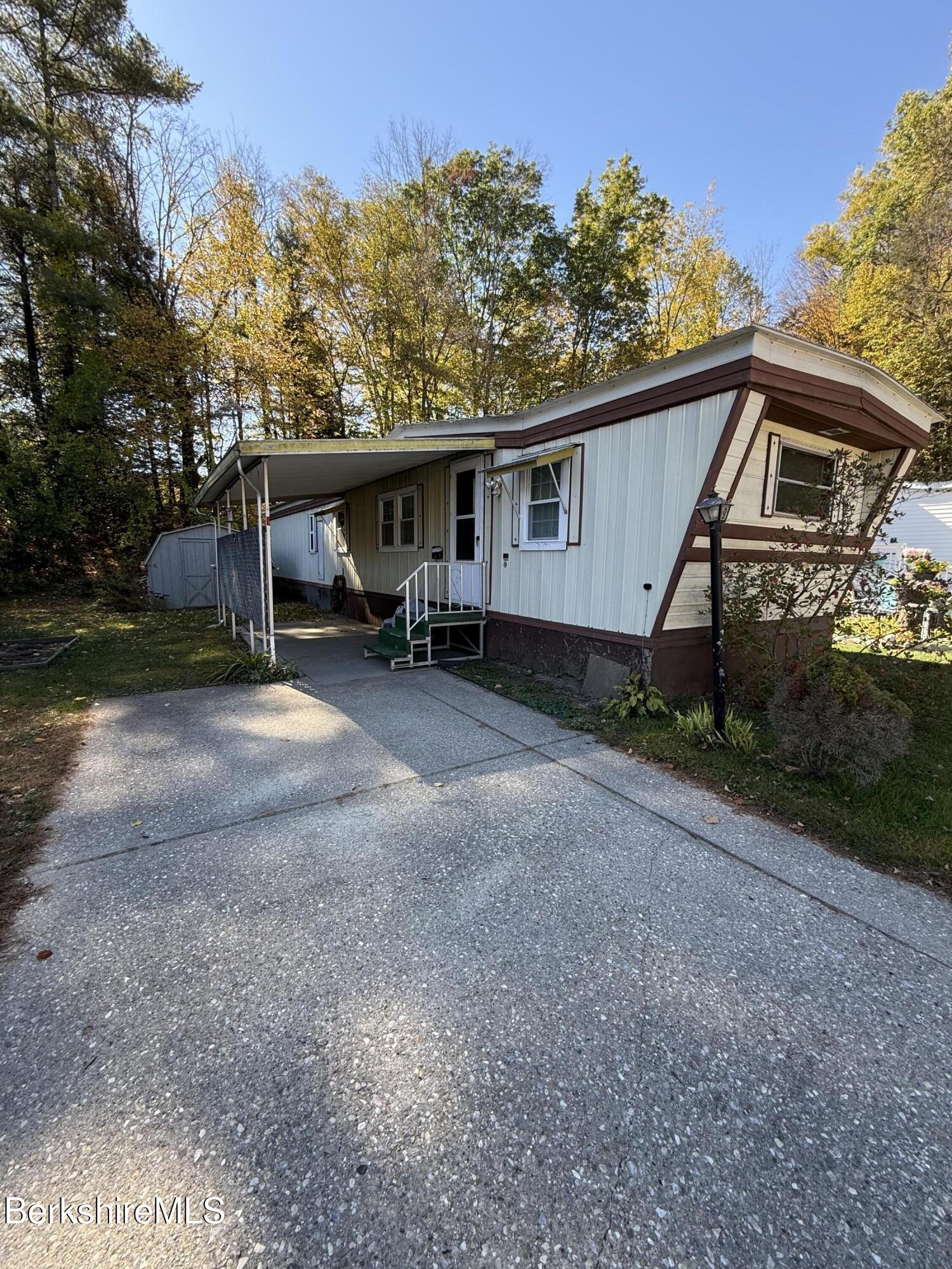 9 Pinnacle Point Adams, MA 01220 - Photo 14 of 16 Exterior