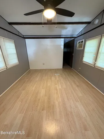 $85,900 | 9 Pinnacle Point, Adams, MA 01220