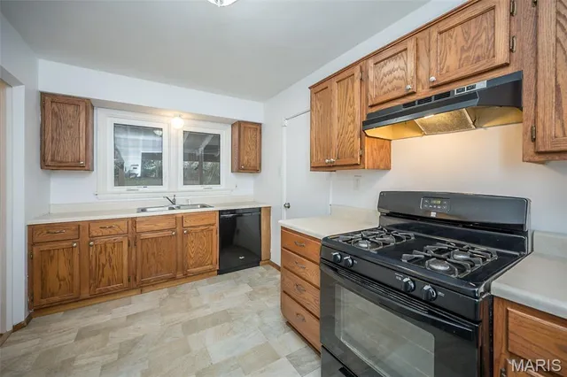 $249,000 | 1666 Crabapple Lane, St. Louis, MO 63119