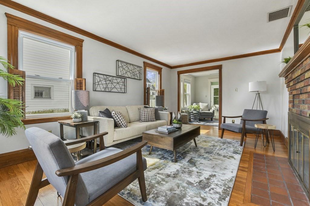 44 Russett Road Boston, MA 02132 - Photo 2 of 19