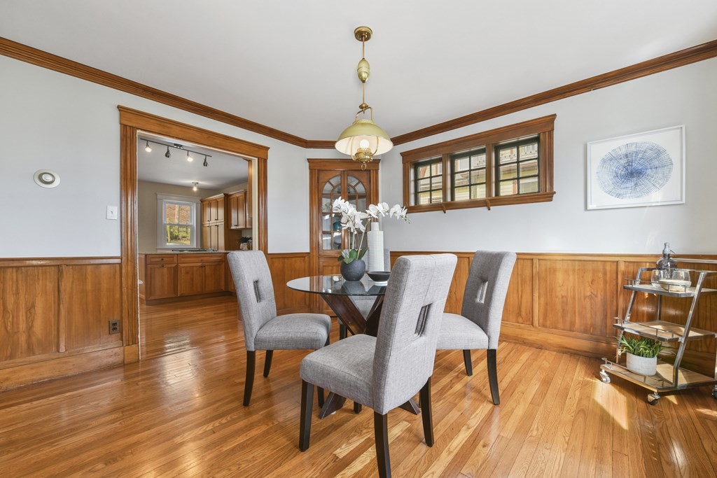 44 Russett Road Boston, MA 02132 - Photo 4 of 19