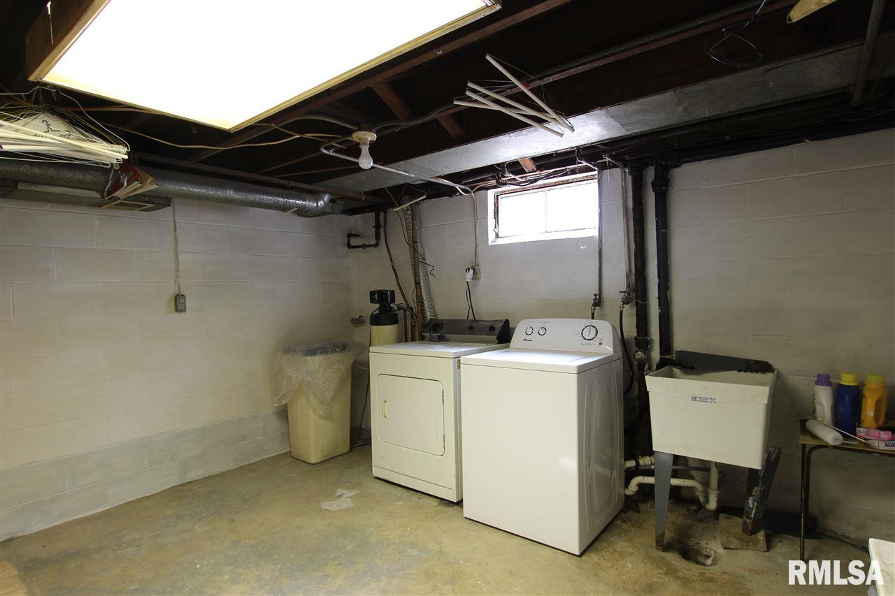 903 West Ridge Road Peoria, IL 61614 - Photo 24 of 29 Gallery Image 24