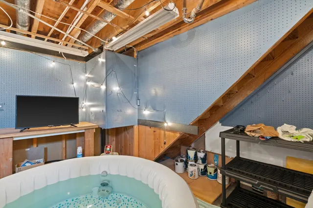 $317,000 | 7443 Blackhawk Drive, Caledonia, WI 53402