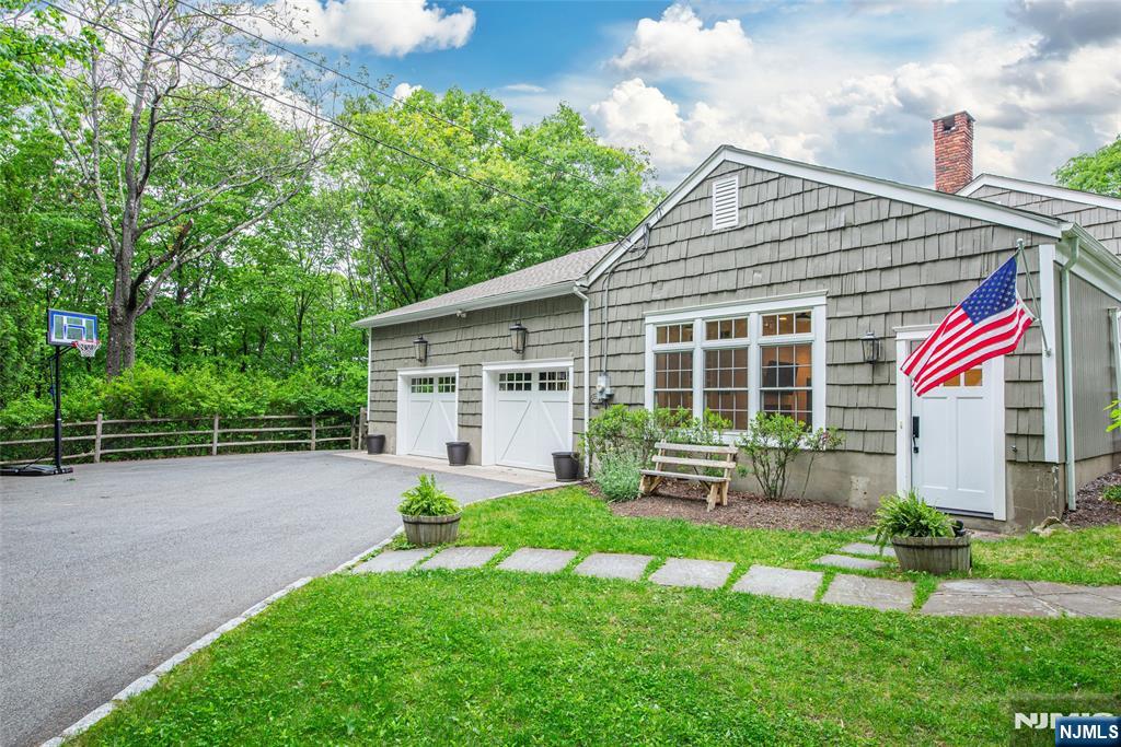 724 Ridge Road Butler, NJ 07405 - Photo 7 of 50