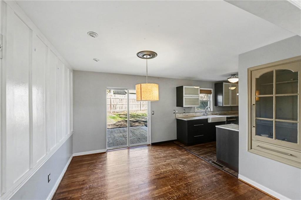 210 East Winthrope Road Kansas City, MO 64113 - Photo 11 of 29