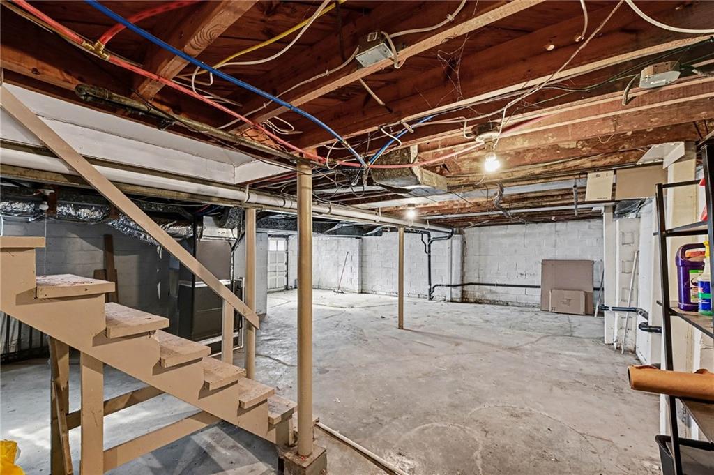 210 East Winthrope Road Kansas City, MO 64113 - Photo 22 of 29
