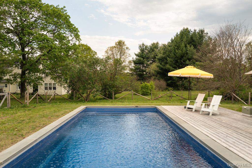 71 Starbarrack Road Red Hook, NY 12571 - Photo 27 of 33