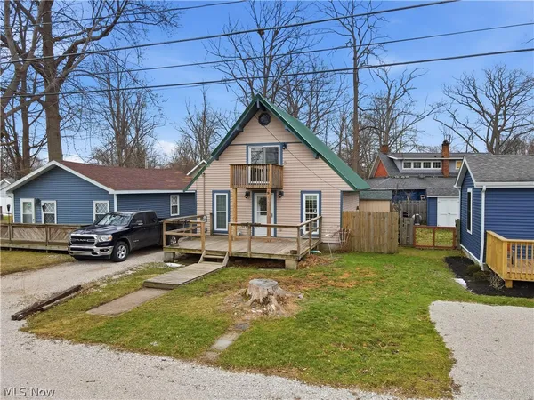 $184,900 | 5825 Olive Drive, Unit 9, Ashtabula, OH 44004