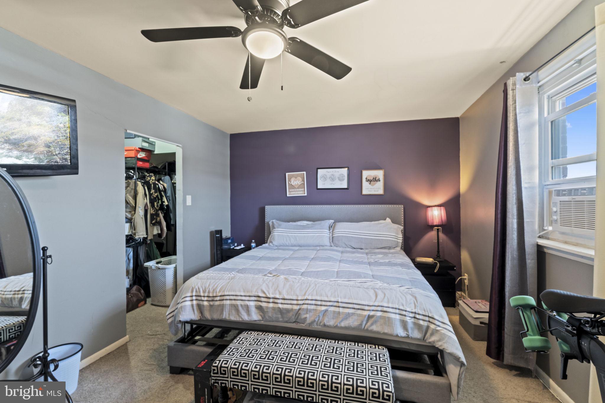 3329 Morning Glory Road Philadelphia, PA 19154 - Photo 20 of 32 Cozy bedroom with modern accents.