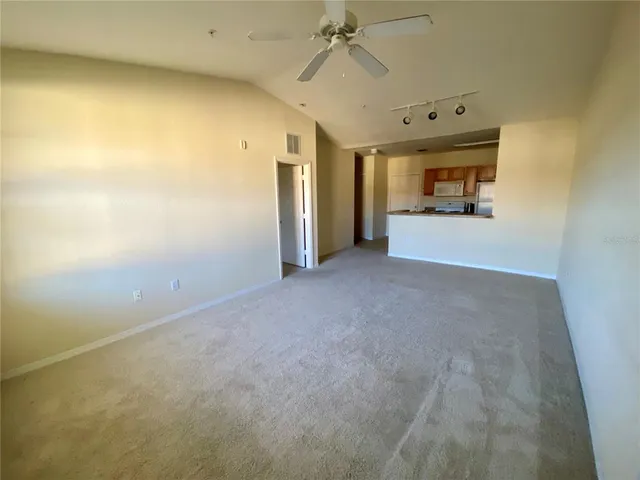 $1,200 | 5550 East Michigan Street, Unit 2304, Orlando, FL 32822