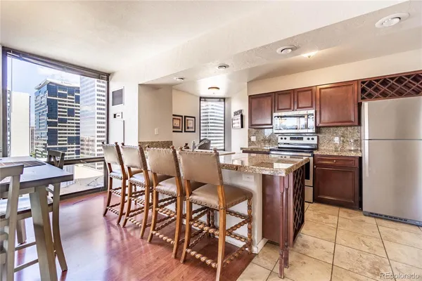 $2,700 | 1625 Larimer Street, Unit 1607, Denver, CO 80202