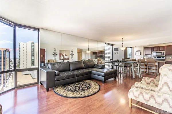 $2,700 | 1625 Larimer Street, Unit 1607, Denver, CO 80202