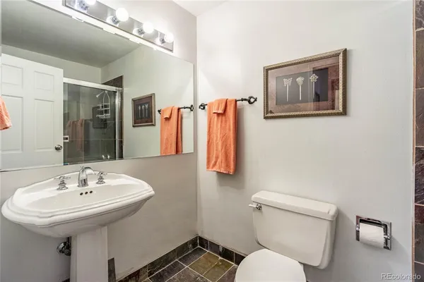 $2,700 | 1625 Larimer Street, Unit 1607, Denver, CO 80202