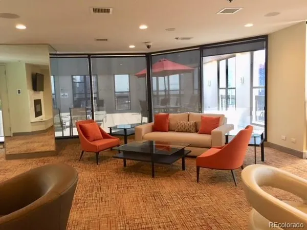 $2,700 | 1625 Larimer Street, Unit 1607, Denver, CO 80202