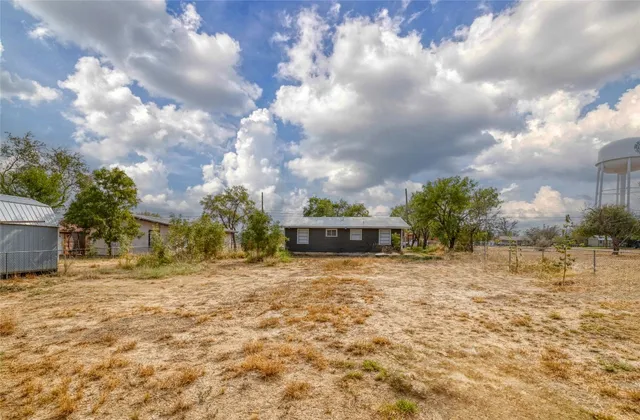 $110,000 | 315 East Bexar Street, Crystal City, TX 78839