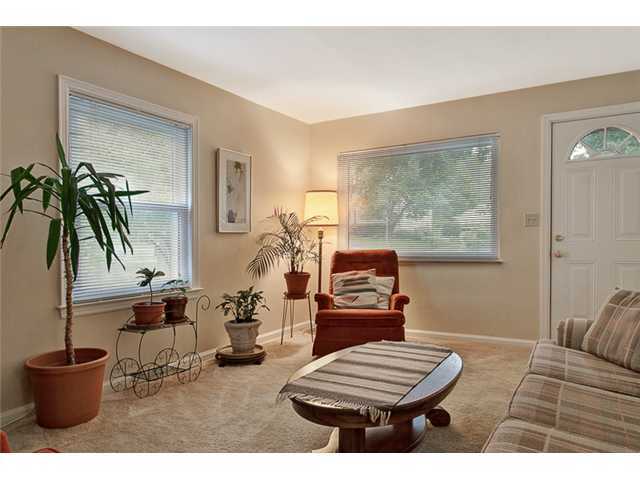 46 Chase Road Columbus, OH 43214 - Photo 3 of 20 Gallery Image 3